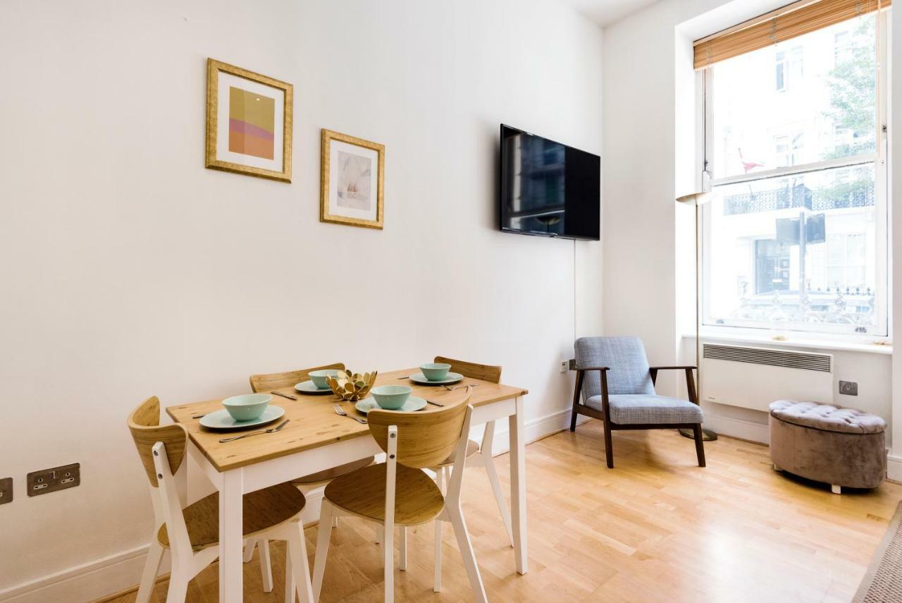Stylish Hyde Park Apartment London Eksteriør billede